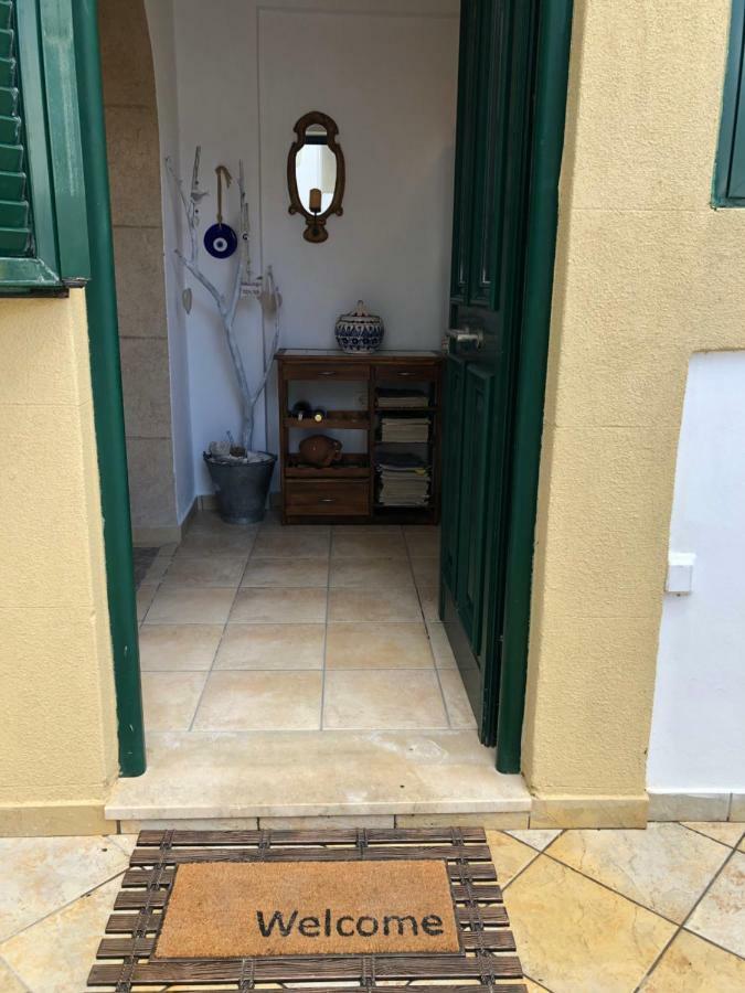 Smaragdi-despoina Villa Malona Village